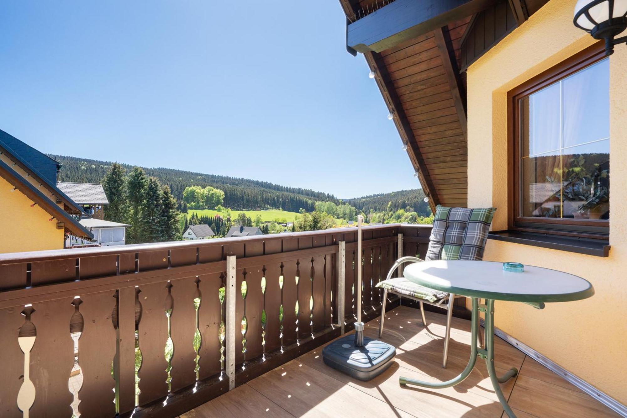 Pension Bergblick Marienberg Exterior photo