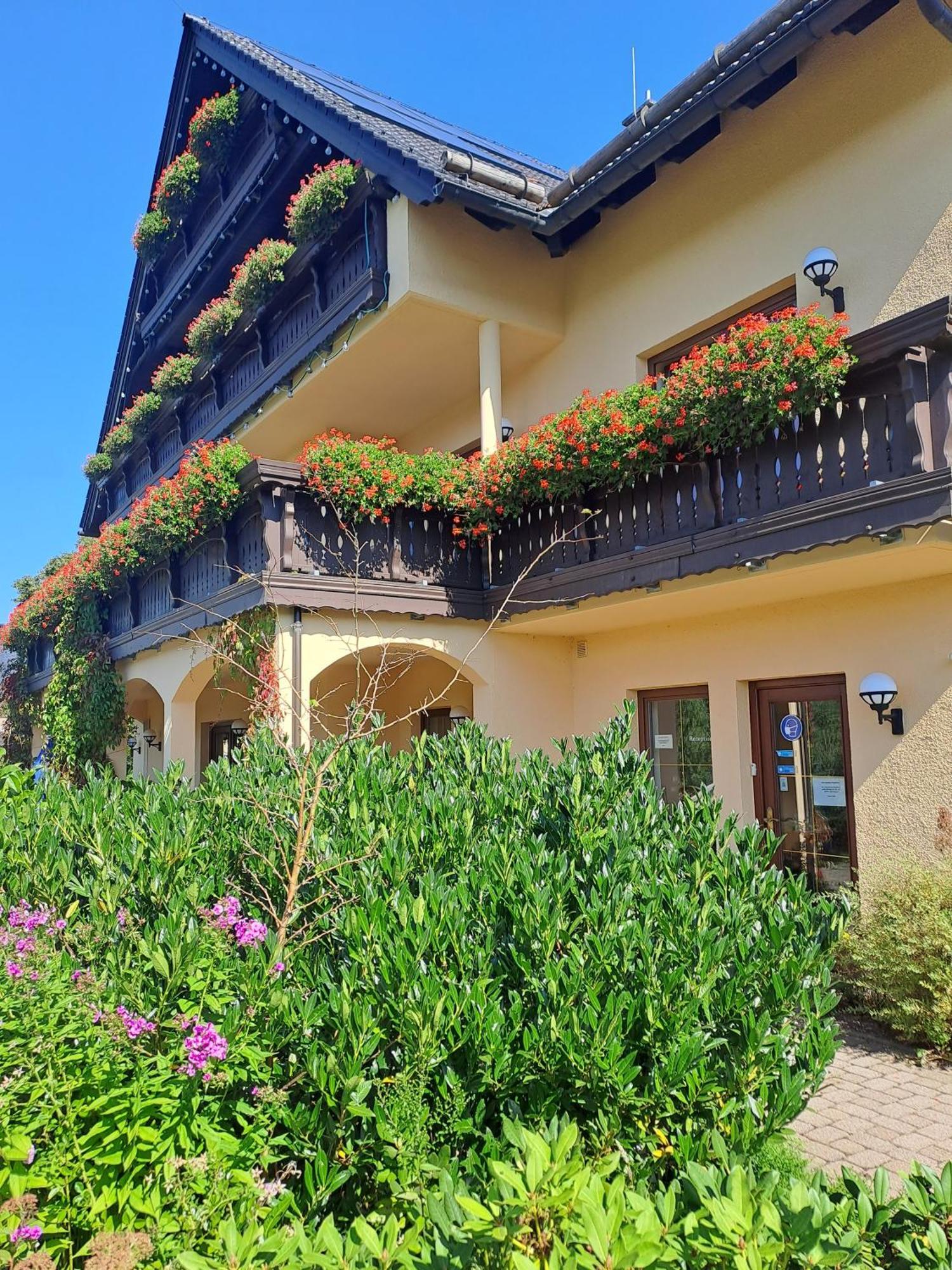 Pension Bergblick Marienberg Exterior photo