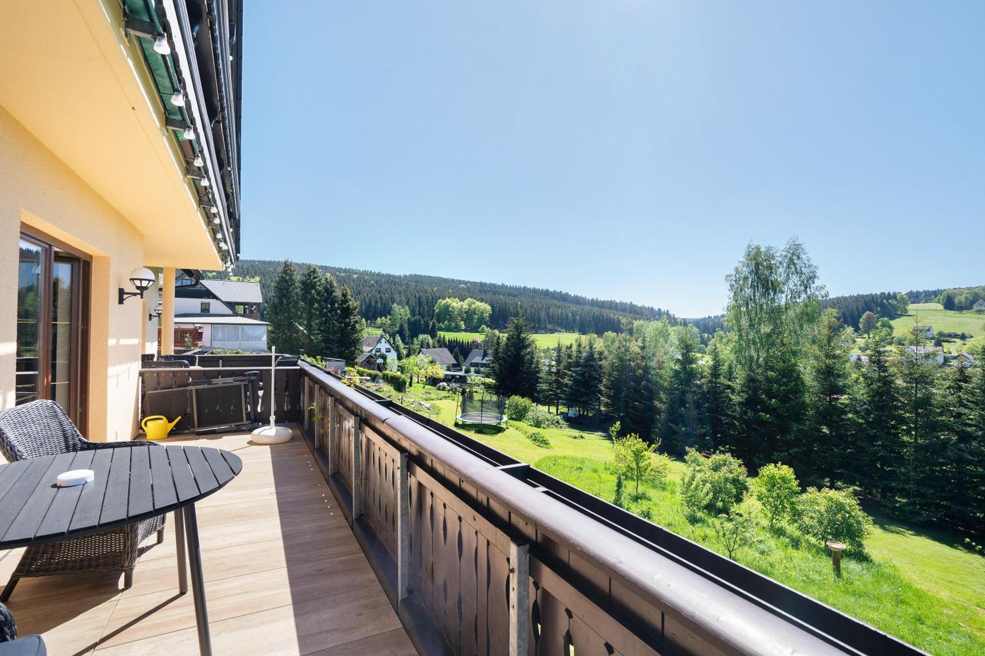 Pension Bergblick Marienberg Exterior photo